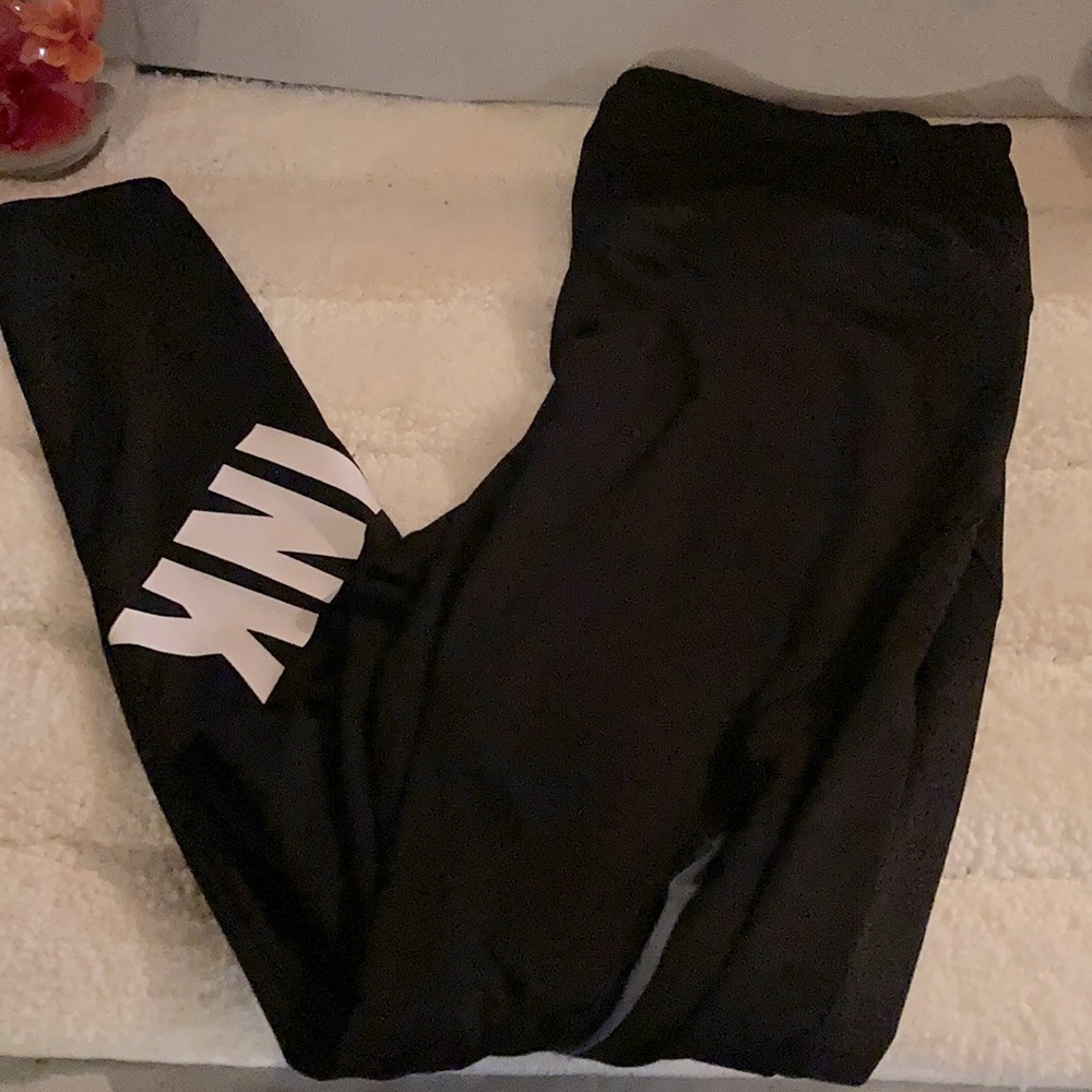 Pink by Victoria’s Secret ULTIMATE legging